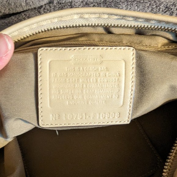 Vintage Coach Pebbled Leather handbag - Picture 3 of 4